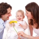 La parentalité bio : aider bébé à mieux grandir avec des gestes simples