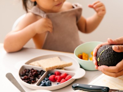 Snacktime en été : goûters sains pour votre petit