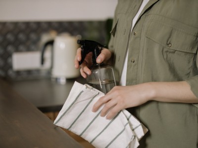 Du vinaigre blanc pour tout nettoyer dans la maison